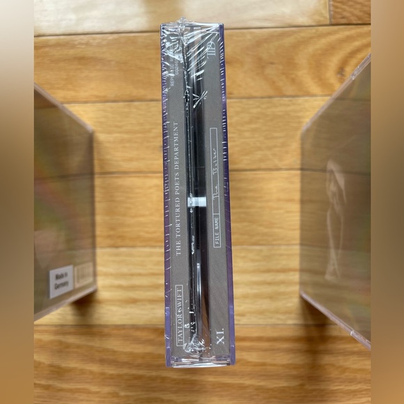 The Tortured Poets Department Collector’s Edition Deluxe CD “The Bolter” - Picture 4 of 5